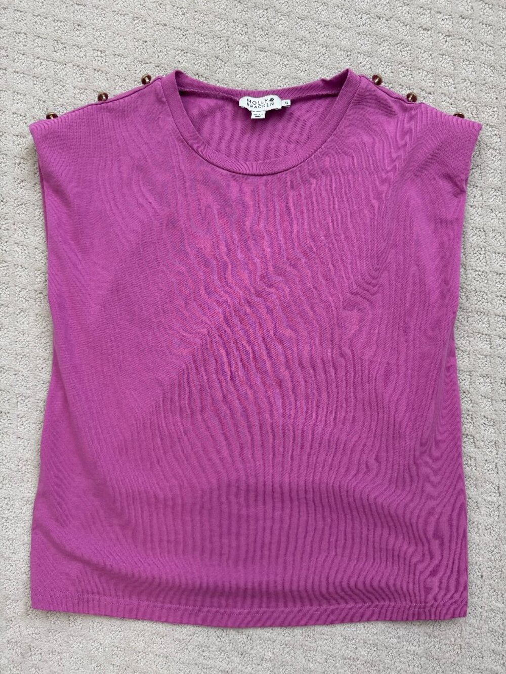 Molly Bracken muscle sleeve top